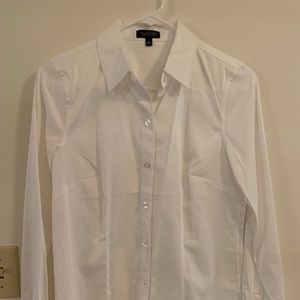 The Limited Women’s Essential Shirt